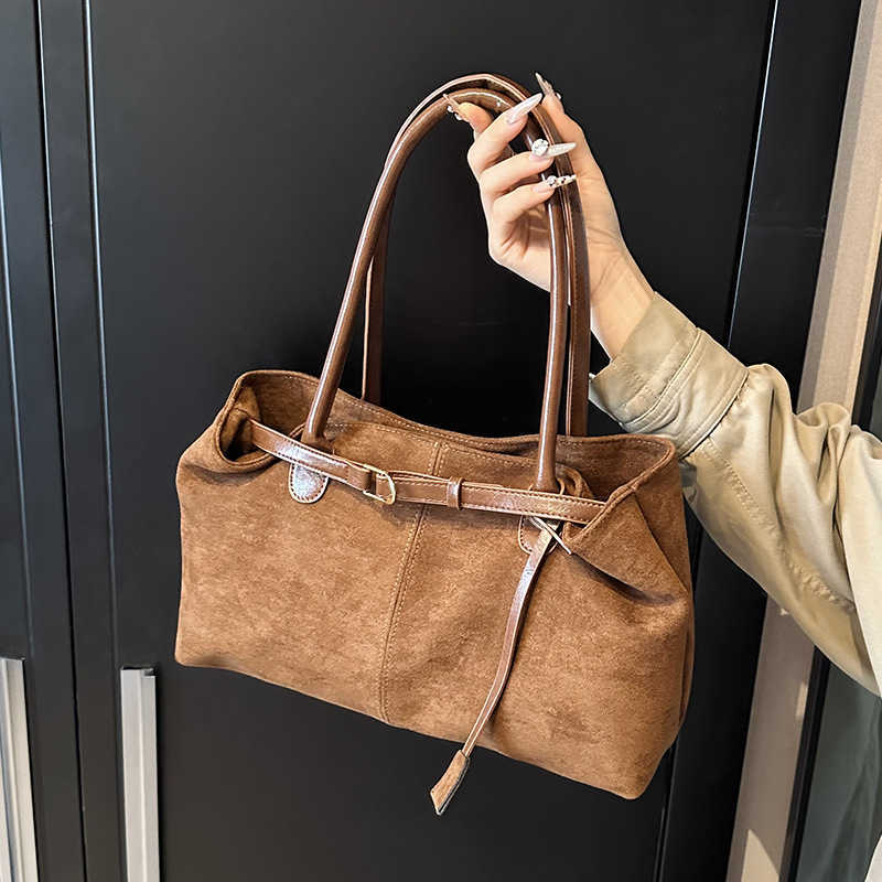 CMM Autumn and Winter Large Capacity Suede Bag for Women New Casual Commuter Shoulder Bag Handheld Tote Bag