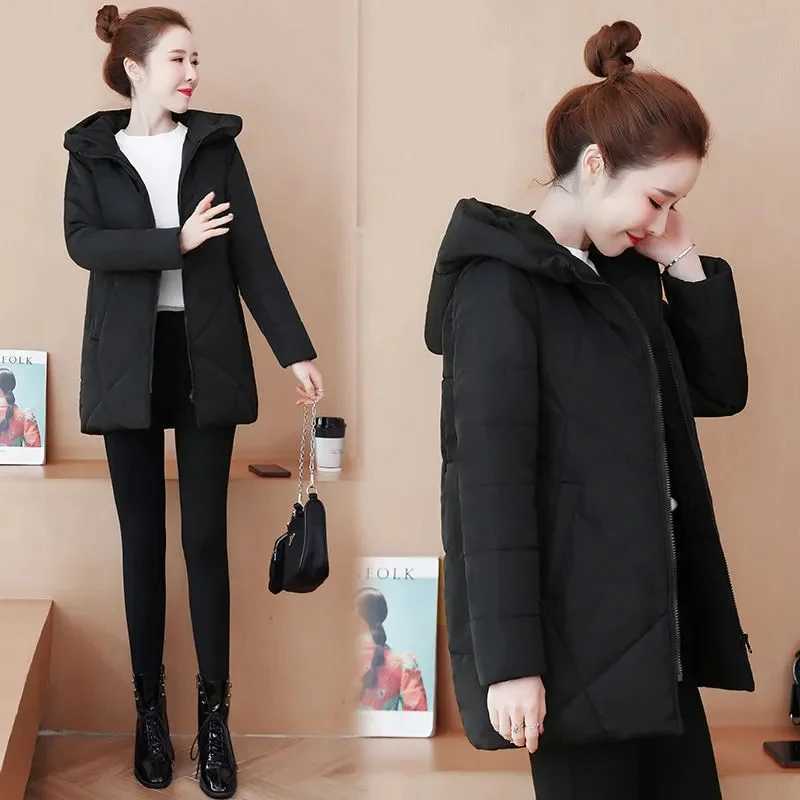 2024 New Winter Women Hooded Jacket Coats Long Parkas Female Down Cotton Overcoat Thick Warm Padded Windproof Casual WindbreakerX241019
