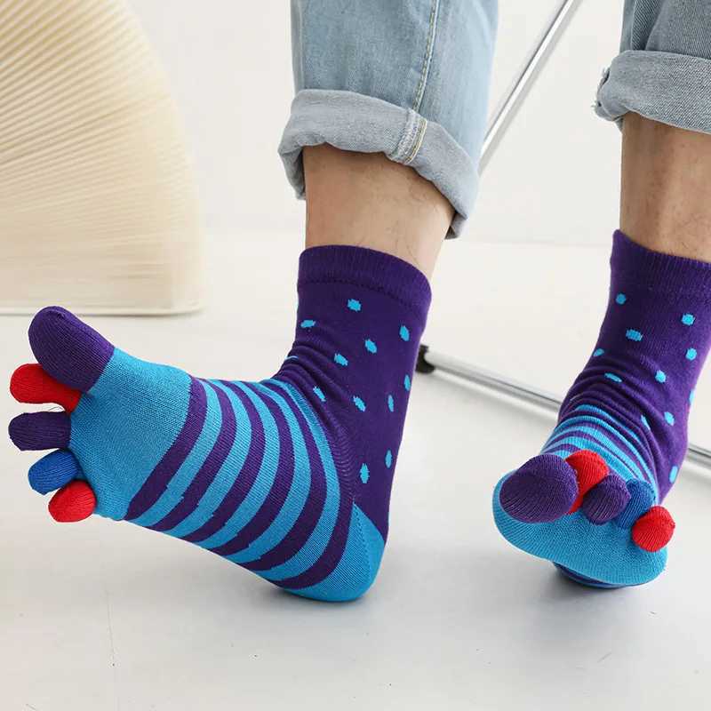 5 Pairs Colorful Toe Socks Large Mans Autumn Winter Thick Cotton Bright Color Fashion Striped Happy Socks Five Fingers EU45 46XJ241019
