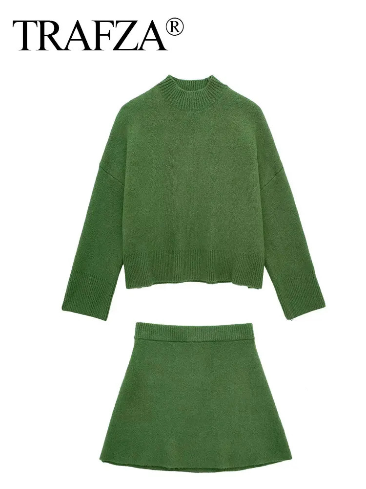 TRAFZA Womens Spring Green Skiing Set Long Sleeve O-neck Sweater Pullover Top Womens Elegant Pure Thin A-Line Mini Skiing Set 241018