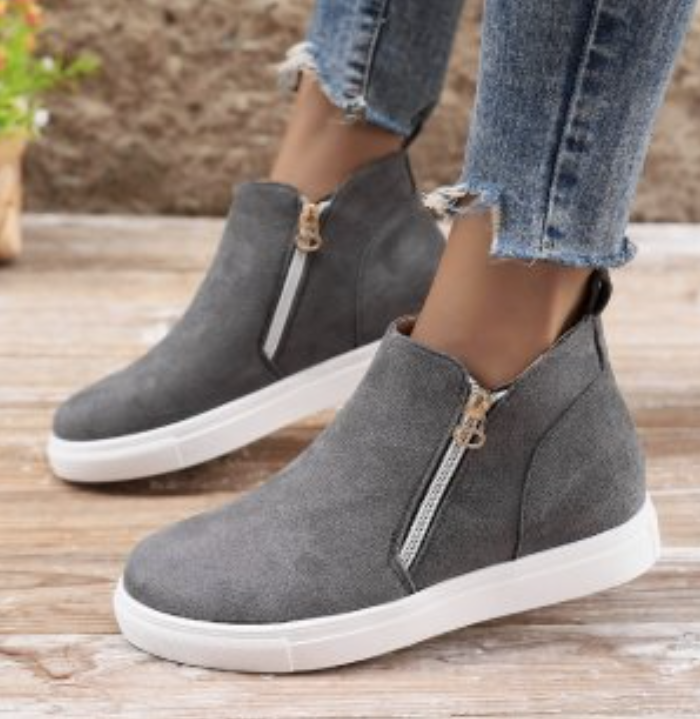 Plus Size Women's Thick Sole Heightening Round Toe Solid Casual Shoes - Green Grey ff1b