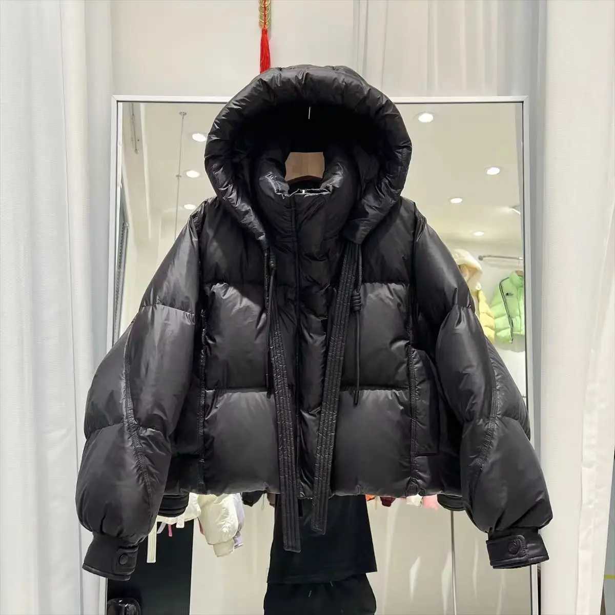 Women's Down Parkas 2024 New Ribbon Down Jacket Womens Ultra Short Hooded Thick Loose Jacket Womens Winter Jacket Y241019OGLO