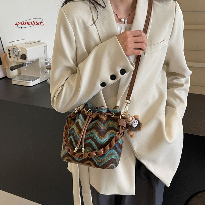 Spring/Summer Bohemian Knitted Pattern Small for Women 2024 New Fashion Color Contrasting Crossbody Pulling Rope Bucket Bag #20 swissmilitary