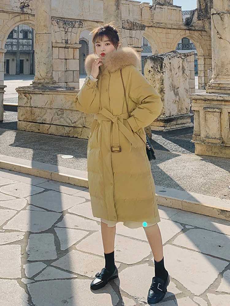 Winter Big Fur Collar Warm Parka Down Jackets Women White Duck Down Jacket Hooded Thick Neck Long Knee Length Down Coat FemaleX241019