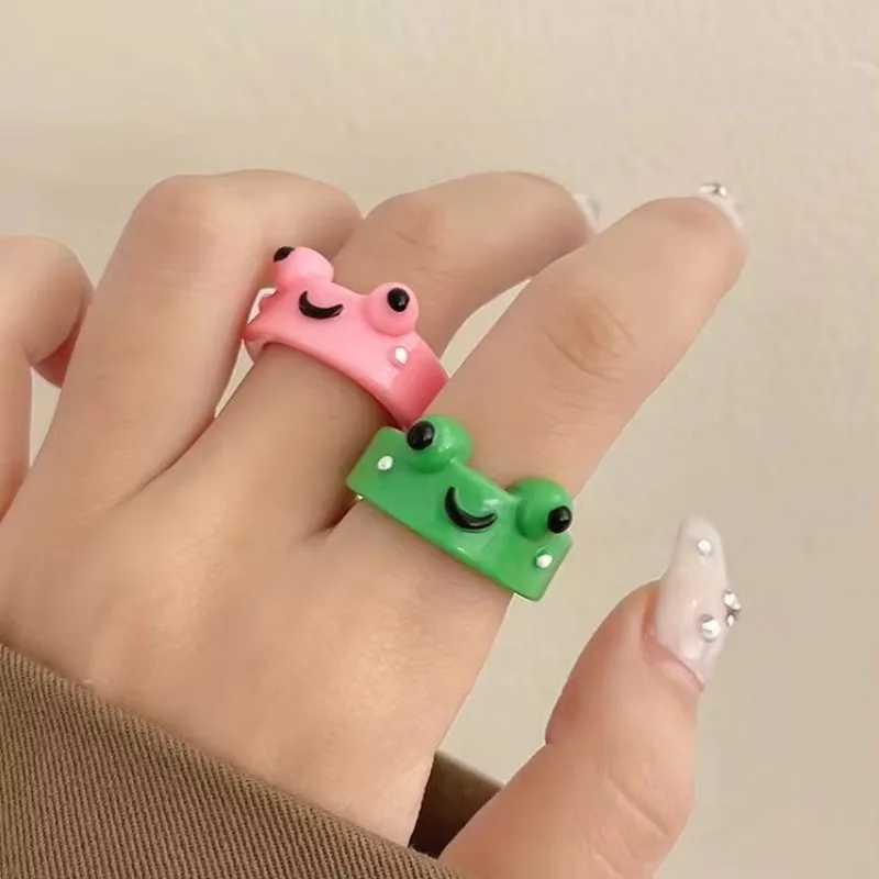 2pc Cute Frog Ring Lover Polymer Clay Resin Acrylic Ring Female Couple Travel Ring Summer Fashion Animal Jewelry Gift Y241019