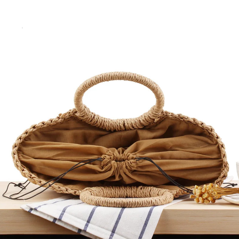 Summer Womens Handmade Beach Bag Weaving Womens Straw Bag Packaging Beach Bag Moon shaped Top Handbag 241018