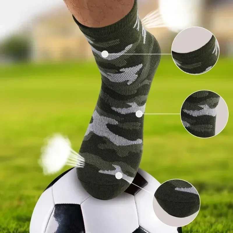 Army Green Mid Tube Socks Autumn Winter Men Comfortable Warm Thickened Socks Soft Large Size Breathable Socks Fashion AccessoryXJ241019