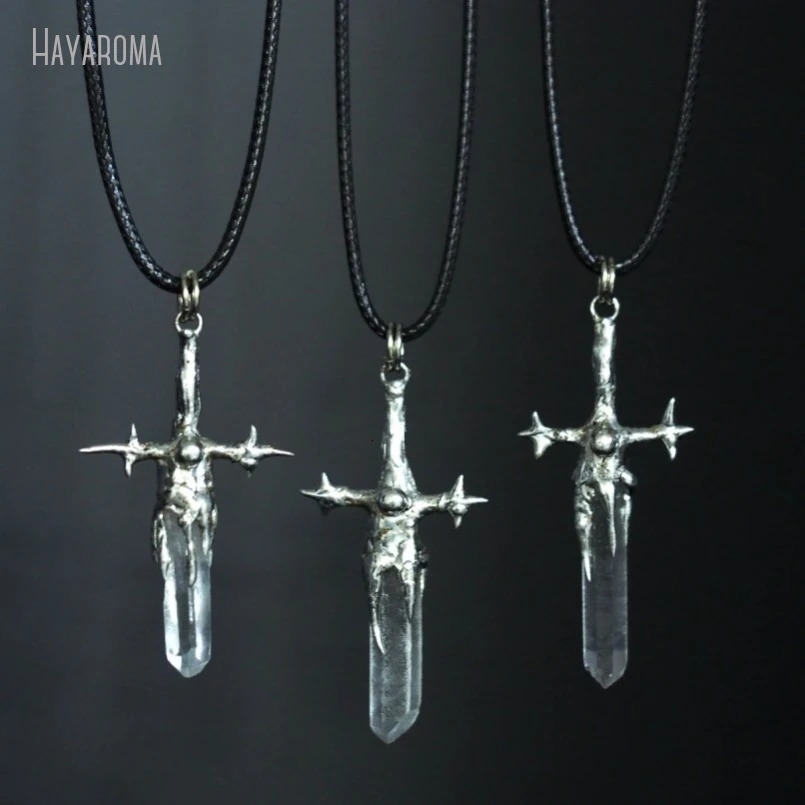 10pcs Organic Claw Bubble Claw Shapeless Solid Spike Sword Savage Handmade Strength Transparent Crystal Necklace 241018