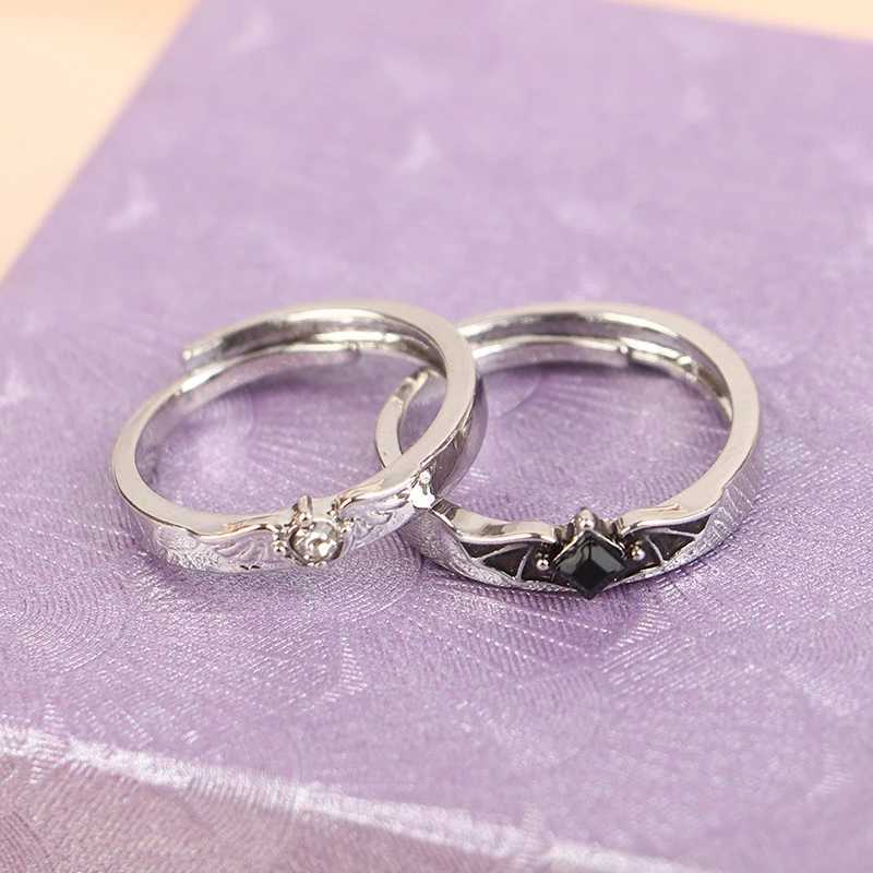 1 Angel Devil Couple Ring Female Romantic Fashion Wings Design Adjustable Engagement Ring Wedding Jewelry Y241019
