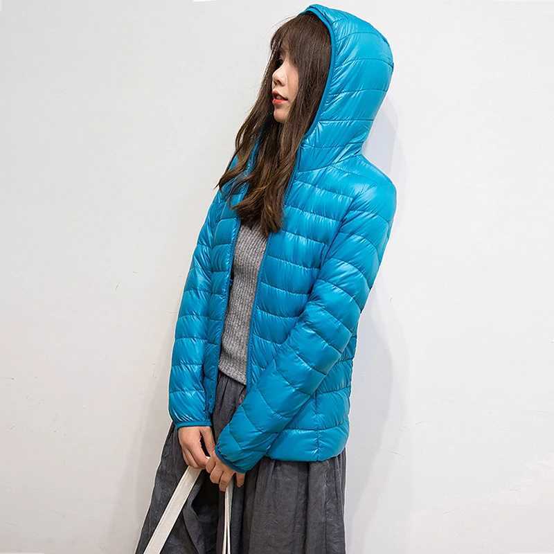 Autumn Winter Women 90% Ultra Light Down Jacket Duck Down Hooded Jacket Long Sleeve Warm Coat Female Solid Portable OutwearX241019