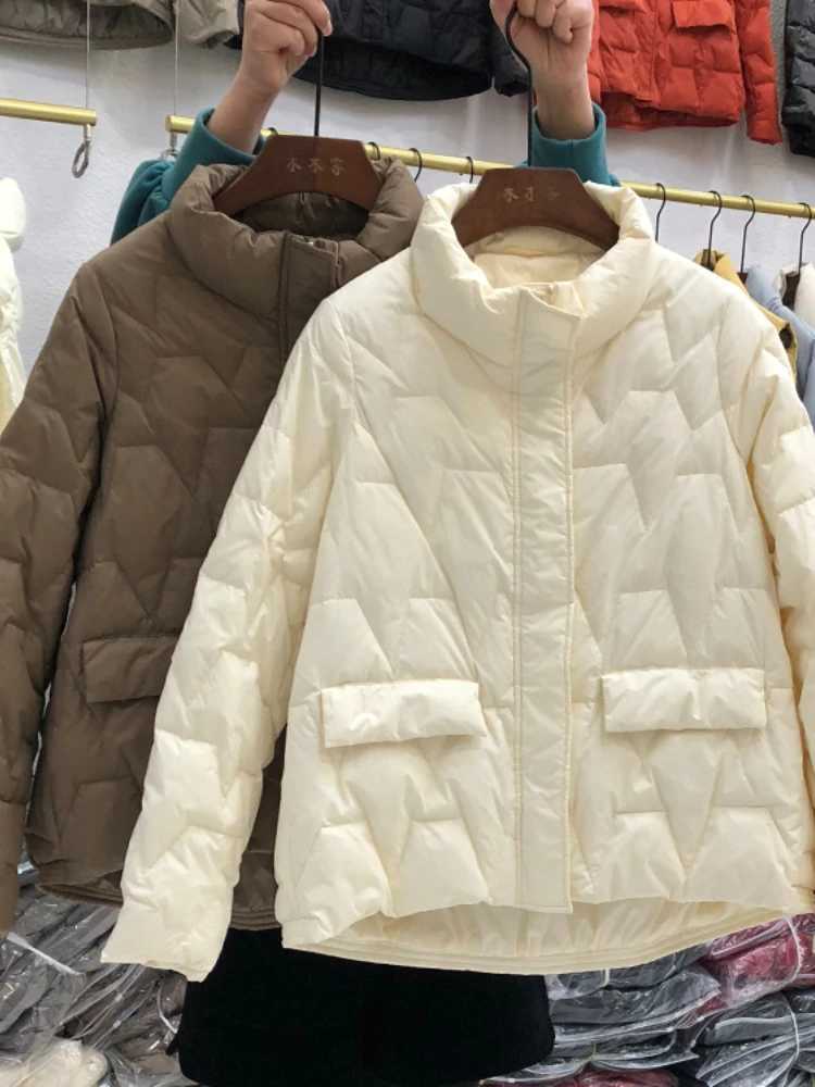 Autumn Winter Women 90% White Duck Down Coat Casual Female Stand Collar Zipper Pockets Parkas Jacket Loose Light Down OutwearX241019