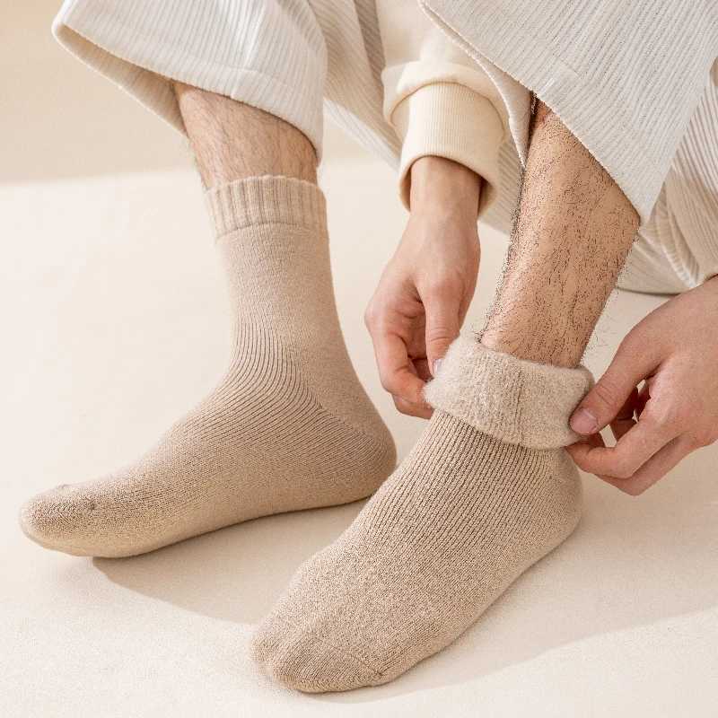 Winter Thickened Warm Mens Merino Wool Socks Harajuku Retro Cashmere Socks High Quality Snow Socks Mens Big Size Long SocksXJ241019