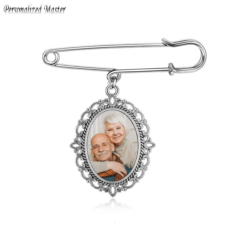 Personalized Masters Wedding Bouquet Po Charm Pin Brooch Image Customization Commemorative Boutique Oval Bridal Gift for Mother 241018