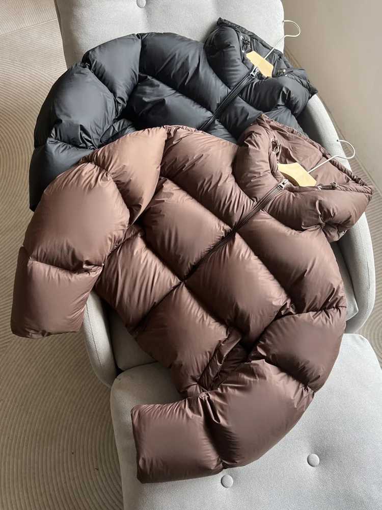Women's Down Parkas Janveny Womens Winter 90% White Duck Down Jacket Hoodie Short Feather Puff Parkas Casual Womens Thick Warm Fluffy Coat Y24101