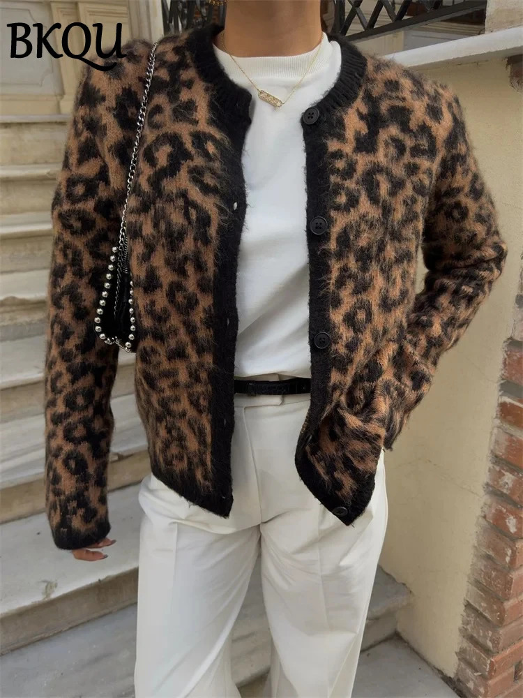 BKQU leopard print wool cardigan sweater womens loose O-neck single chest knitted jacket autumn/winter fashionable knitted jacket 241019
