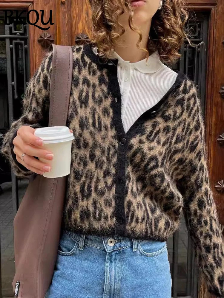 BKQU leopard print wool cardigan sweater womens loose O-neck single chest knitted jacket autumn/winter fashionable knitted jacket 241019