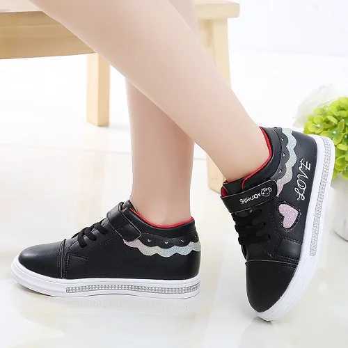 Athletic Outdoor Childrens Shoes School Girls Pu Tennis Shoes Cute Printed Princess Big Childrens Casual Sports Shoes Fashion Soft Robot White Shoes N