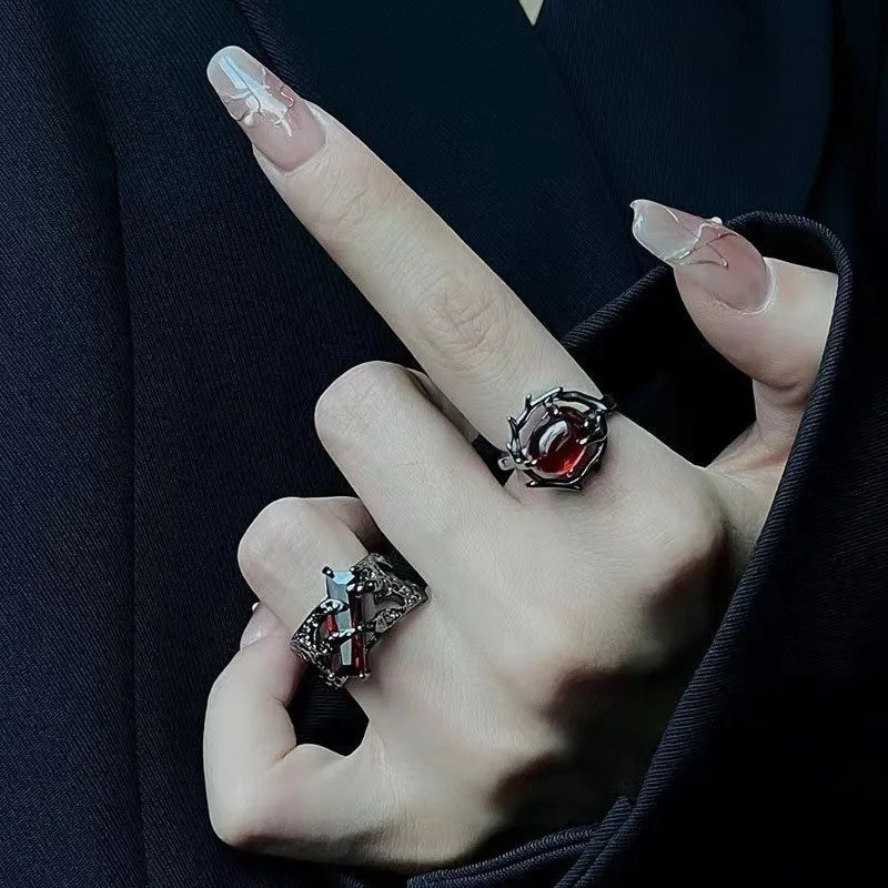 Goth Red Crystal Gemstone Ring Dark Cutout Vintage Geometric Shape For Women Retro Party Jewelry Open Rings Gift 241010