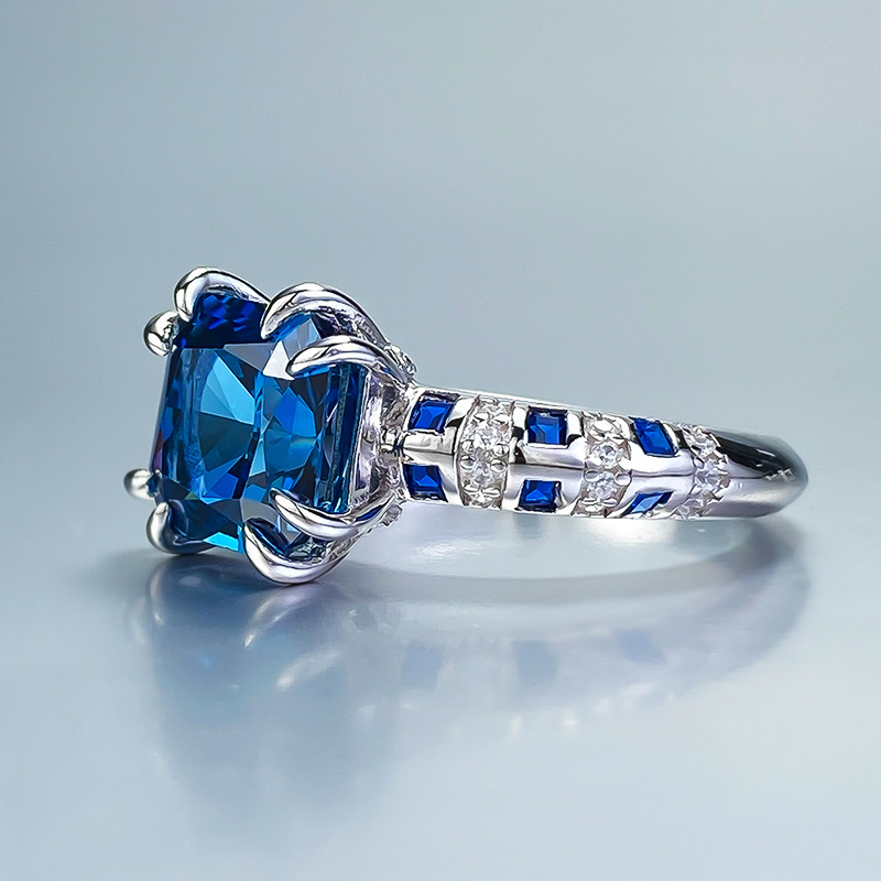 2024 Choucong Brand Wedding Rings Jewelry Real 100% Sterg Sier Princess Cut Blue Sapphire Moissanite Dia Party Elegant Engagemet Band Ring Gift