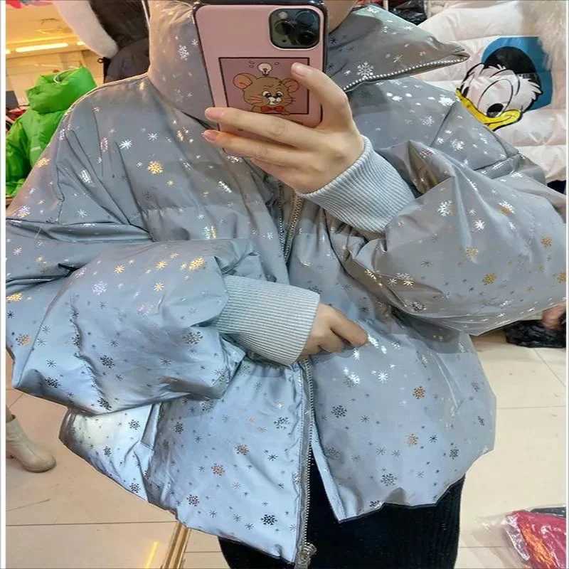 Women's Down Parkas Winter womens T-shirt oversized reflective jacket warm womens jacket snowflake sequin Parka cotton padded jacket Y240824IE6N