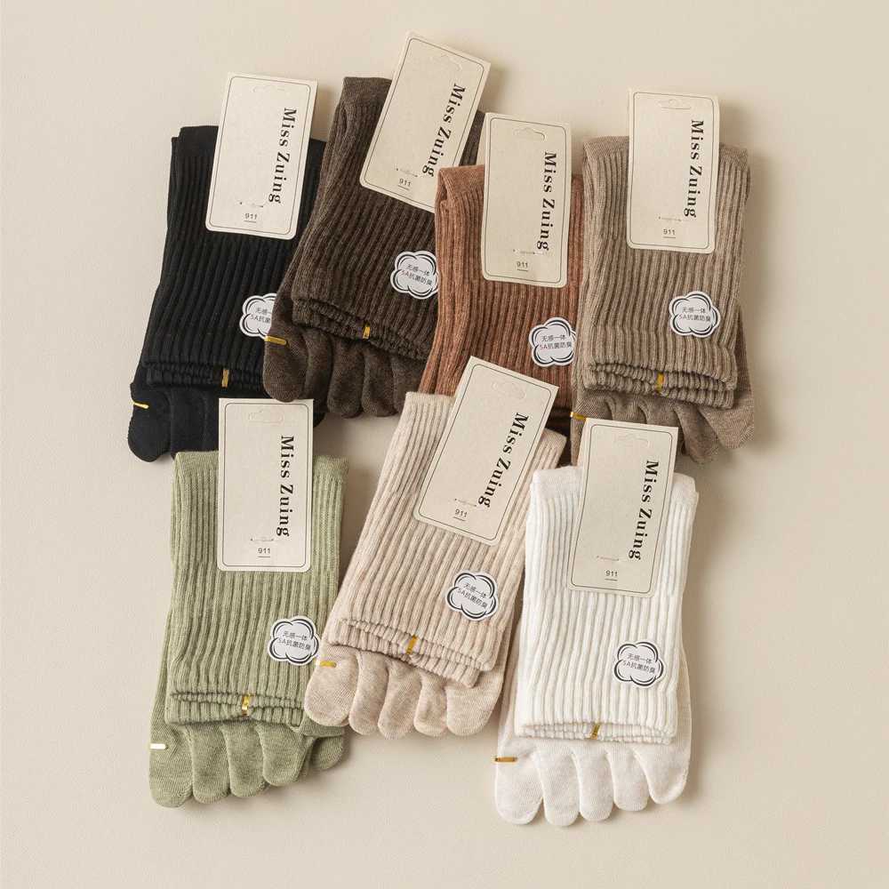 5 Pairs/lot Women Five Fingers Socks 100% Cotton Solid Colour Ladies Split Toe Sports Socks Spring Autumn Harajuku Toe SocksXJ241019