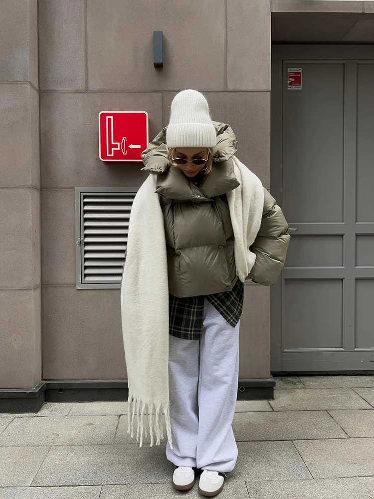 Women's Down Parkas 2024 Winter Womens Cotton Apron Jacket Womens T-shirt Snow Park Personalized Hooded Inflatable Jacket Zipper Jacket Y241019K5