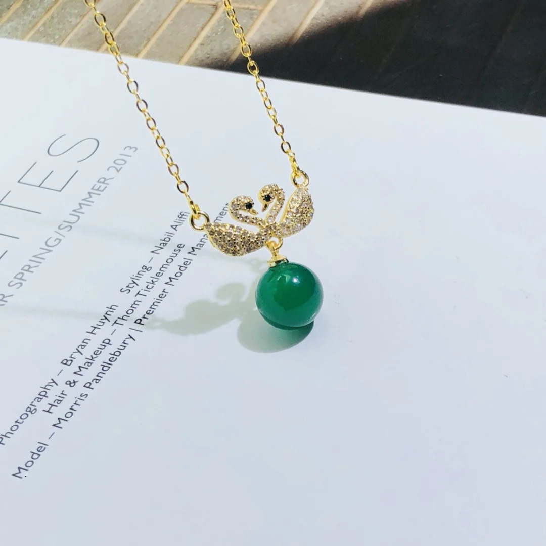 selling product Natural agate Chalcedony pendant Boutique inlaid jade jewelry necklace Exquisite gift accessories Send certificate 241018