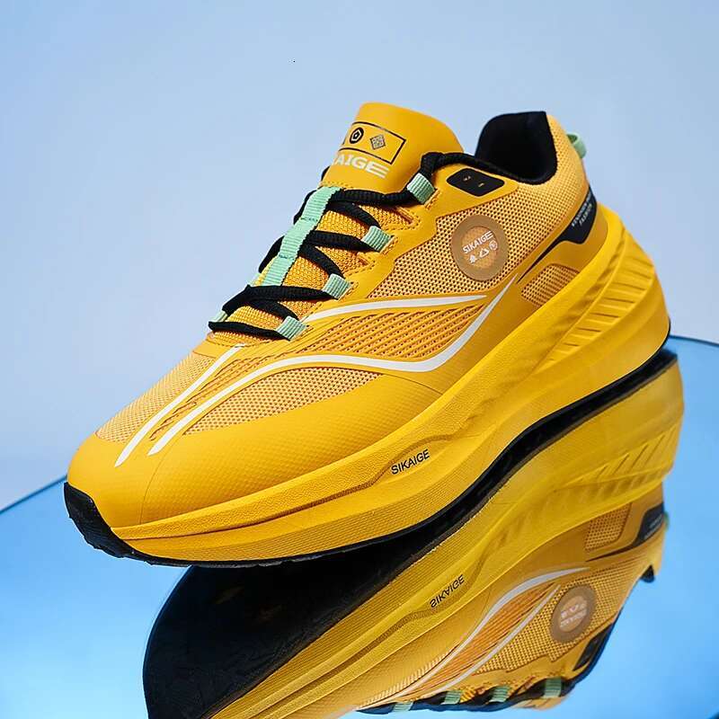 2024 High Quality Women Running for Men Breathable Athletic Sport Shoes Designer Comfortable Soft Fiess Jogging Sneakers