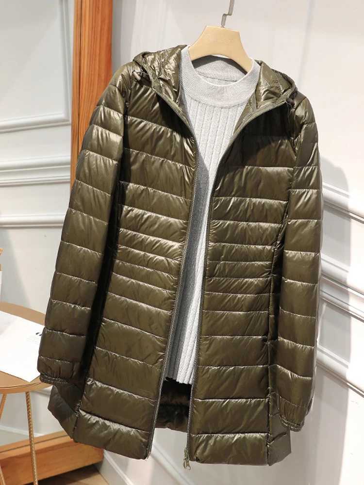 0-10 Woman Duck Down Jackets 2024 Autumn Winter Ultralight Hooded Women Down Coat Portable Quilted Long Parkas Feather OvercoatX241019