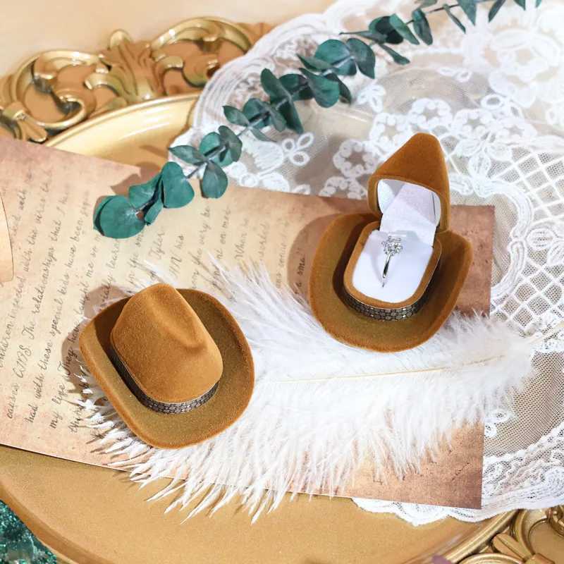 Personalized cartoon ring box Western cowboy hat box plush creative storage brown jewelry box W241019
