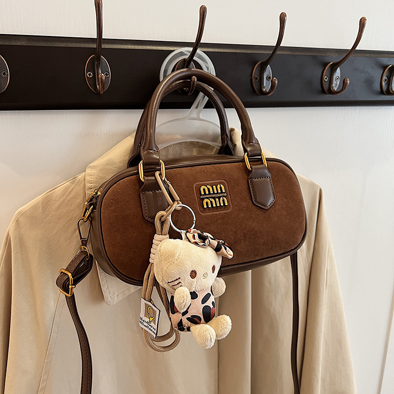 Designer Handheld Bowg Autumn/Winter 2024 New Trendy Boston Versatile Single Shoulder Crossbody Bag