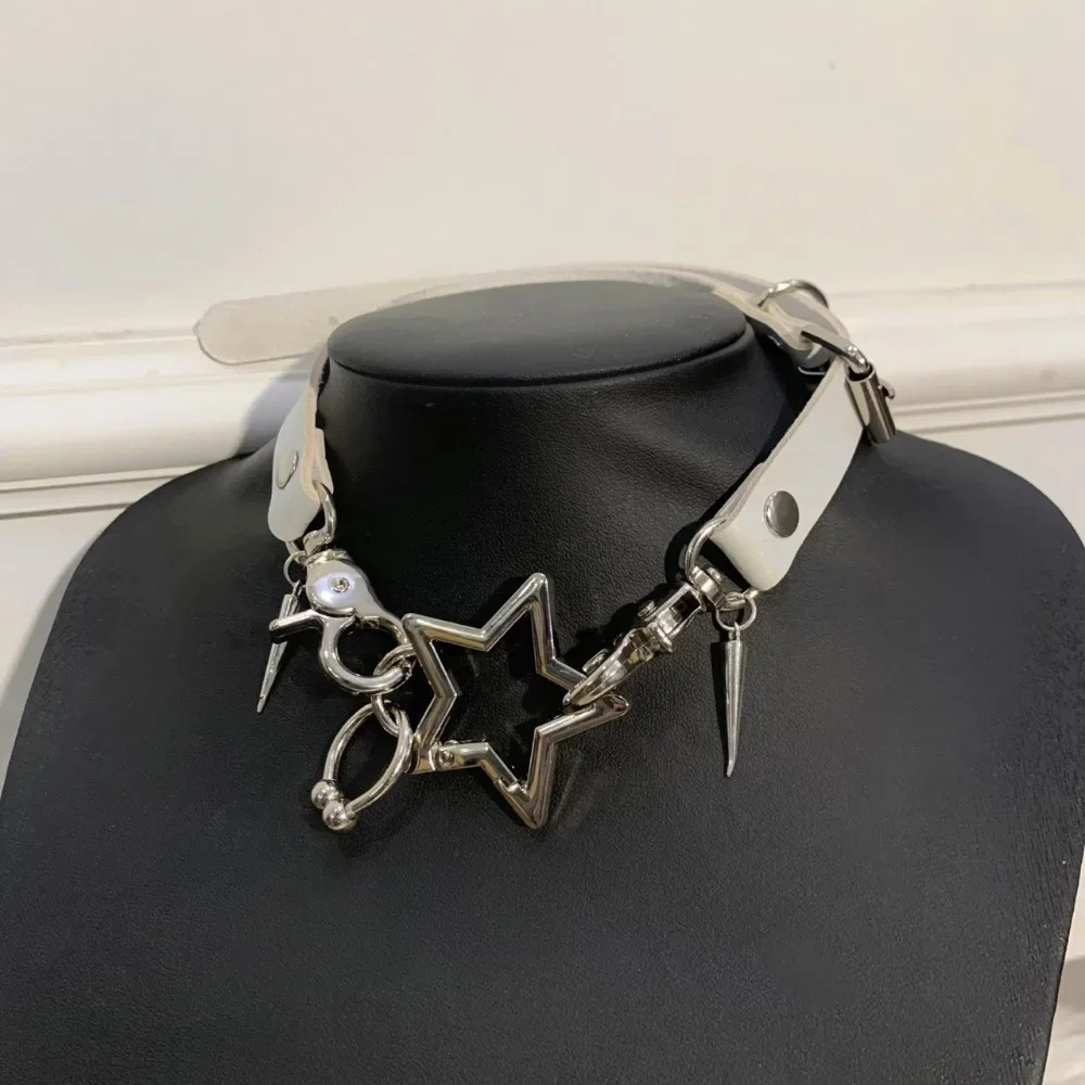 Personality Design Exaggerate Pentagram Necklace Rivet Metal Star Chain Female Retro Rock Hip Hop Gothic Party Jewelry 241018