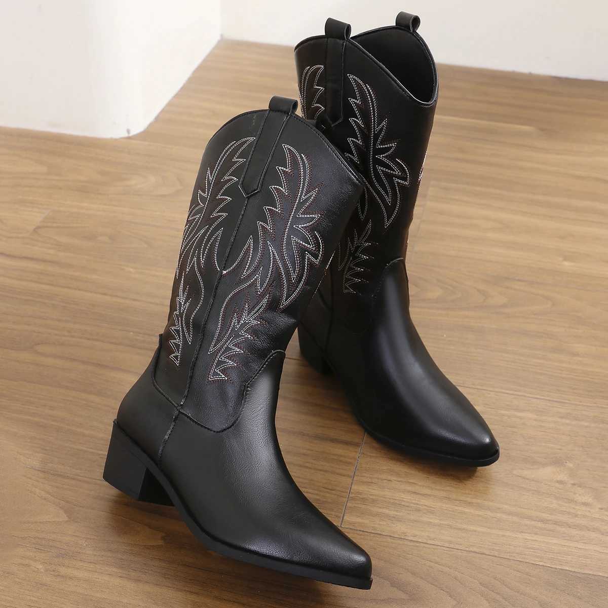 2024 Plus Size 43 Winter White Mid Leg Boots Retro Brown Cowboy Boots Womens Landing Shoes Embroidered Cowboy Boots Y241019