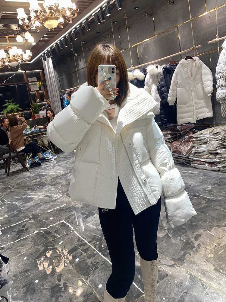 Thicken Down Jacket Women Winter Short White Duck Down Coat Hooded Parka White Black Yellow Khaki Loose Warm Coat 2023X241019