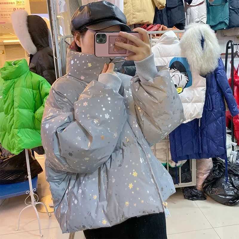 Women's Down Parkas Winter womens T-shirt oversized reflective jacket warm womens jacket snowflake sequin Parka cotton padded jacket Y240824IE6N