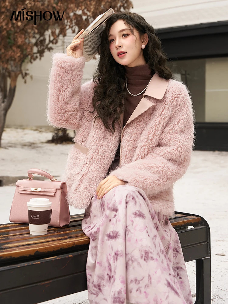 Mishow Fashion Womens Artificial Fur Coat Winter PU Leather Splicing Work Fur Jacket Thick Warm Sheepskin Top MXC58W0194 241018