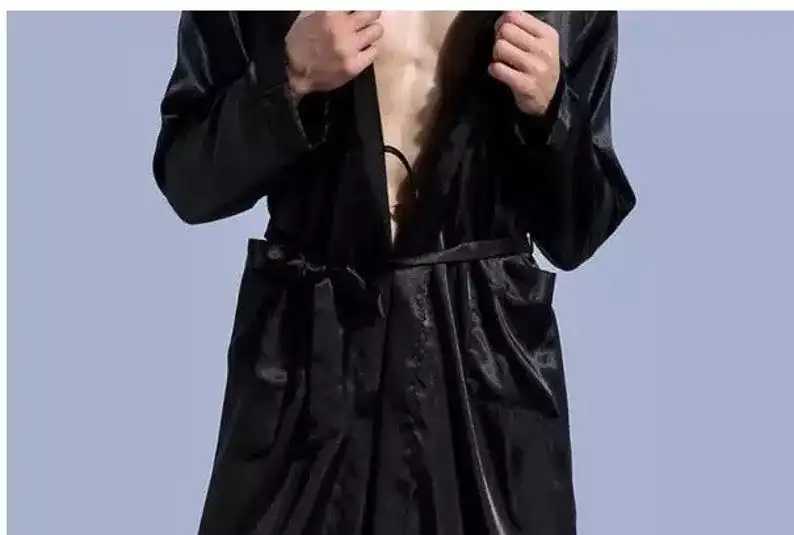 Personalized Groom and Bride Satin Robes Bath Robe Groom Bath Robe Bride Bath Robe Wedding Gift for Couple Bridal Shower GiftXJ241018