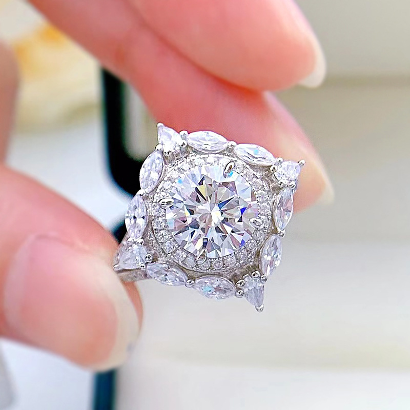 2024 Handmade Gorgeous SParkling Wedding Rings Luxury Jewelry Real 100% 925 Sterling Silver Round Cut White Moissanite Diamond Gemstones Party Women R