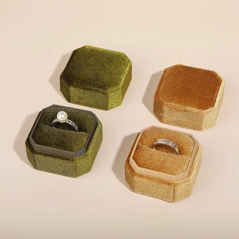 Retro octagonal square velvet single ring and double ring box with detachable headband earrings recommended as engagement gift W241019