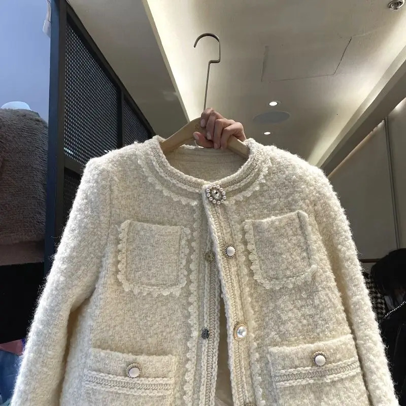 GkyocQ Sweet Girls Celebrity Tweed Coat Elegant O Neck Long Sleeve Single Row Buttons Short Jackets Pretty Female Coats 241019