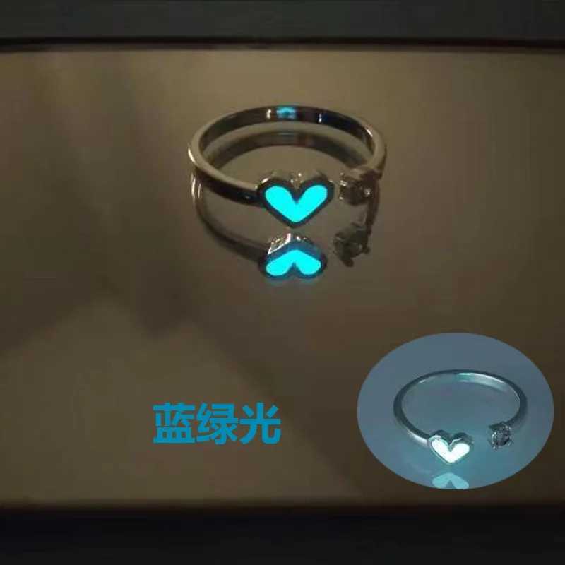 Adjustable Punk Noctilucent Cute Star Heart shaped Love Ring Couple Glowing Night Light Ring Men and Women Halloween Party Gift Y241019