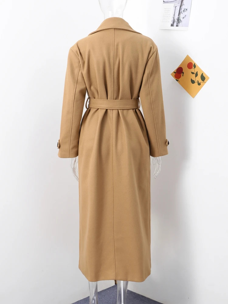 Vintage Turn-down Collar Long Coats With Belts Women Casual Double-Breasted Shoulder Pads Maxi Coat Autumn Elegant Chic Outwear 241010