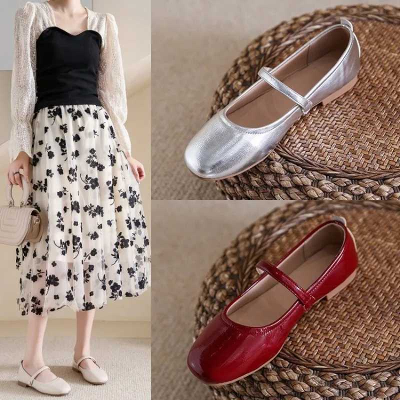 Single line flat shoes womens low boots spring new square toe single shoes college Mary Jane shoes high heels Y241019