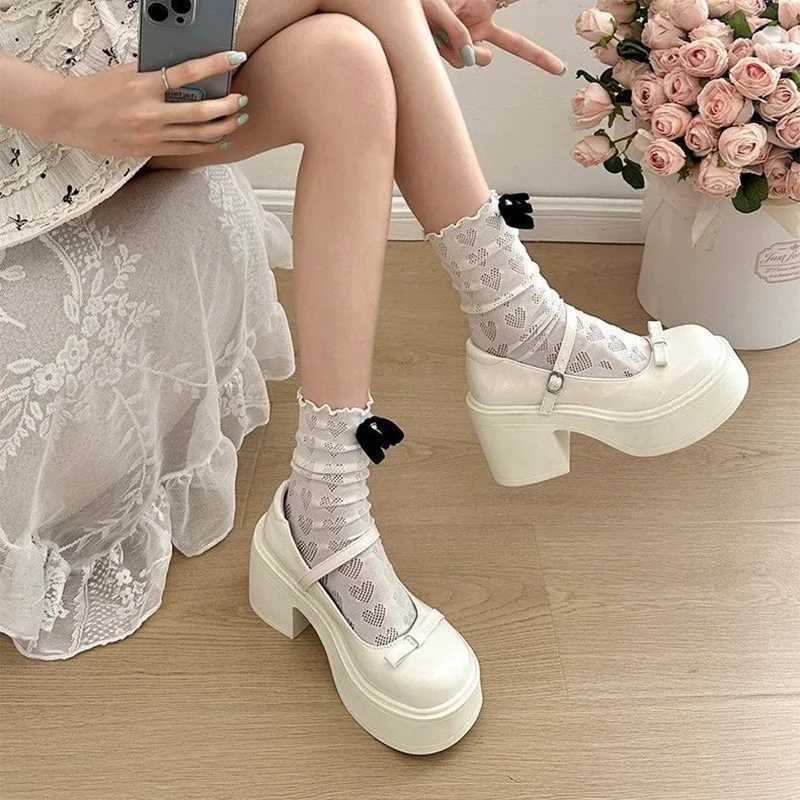 Lolita Shoes Japan Girls Platform Black High Heels Fashion Round Toes Mary Jane Womens Patent Artificial Leather Student Role Playing Shoes Y241019