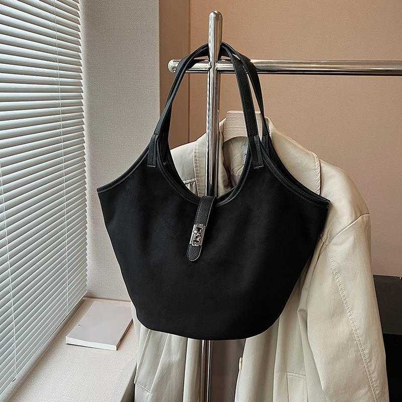 CMM Autumn and Winter Suede Bag for Women New Casual Large Capacity Shoulder Bag Commuting Tote Bag