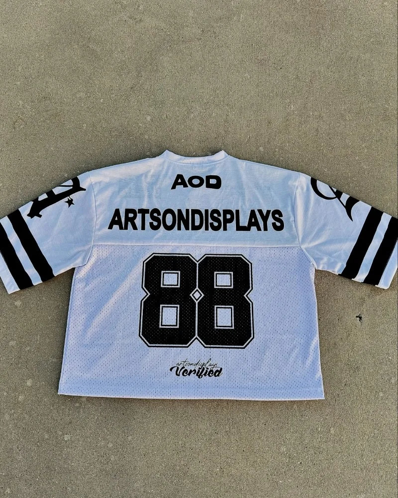American V-neck printed short sleeved mens breathable quick drying half sleeved street shirt fashionable oversized T-shirt 241019