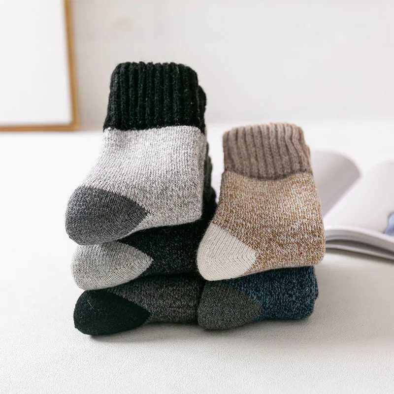 Mens Wool Socks Super Thick Terry Winter Warm Socks Fashion Style Mid Tube Socks Snow Socks High Quality Mens SocksXJ241019