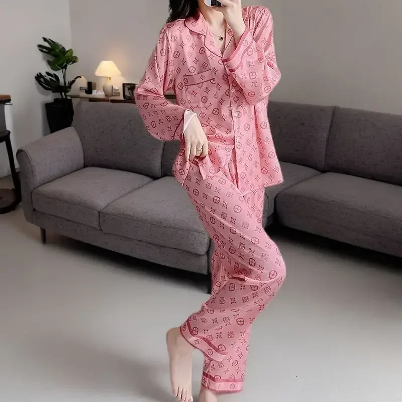 Pajamas womens clothing set spring thin ice silk cardigan home soft comfortable simple relaxing tight fitting warm and sweet 241009