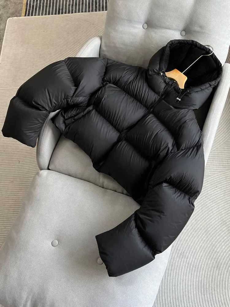 Women's Down Parkas Janveny Womens Winter 90% White Duck Down Jacket Hoodie Short Feather Puff Parkas Casual Womens Thick Warm Fluffy Coat Y24101