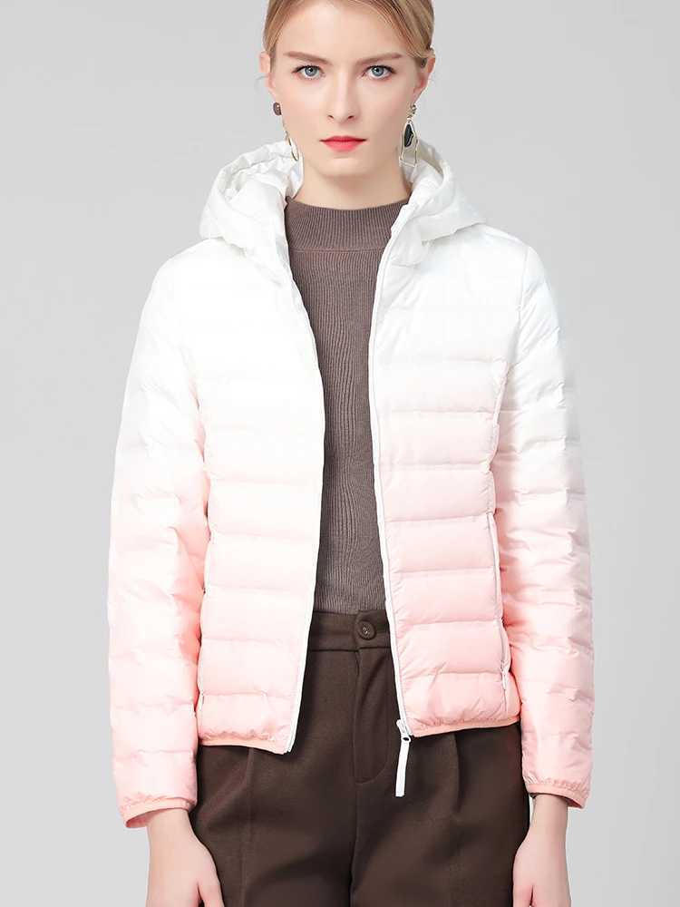 Winter Down Jackets Women 2022 90% Ultra Light Portabl White Duck Down Ladies Gradient Thin Hooded Coat Parkas Female OutwearX241019